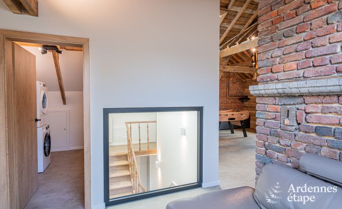 Moderne Ferienwohnung in Paliseul fr 14 Personen mit Schwimmbad, Spielzimmer und Nhe zum Bcherdorf Redu in den Ardennen