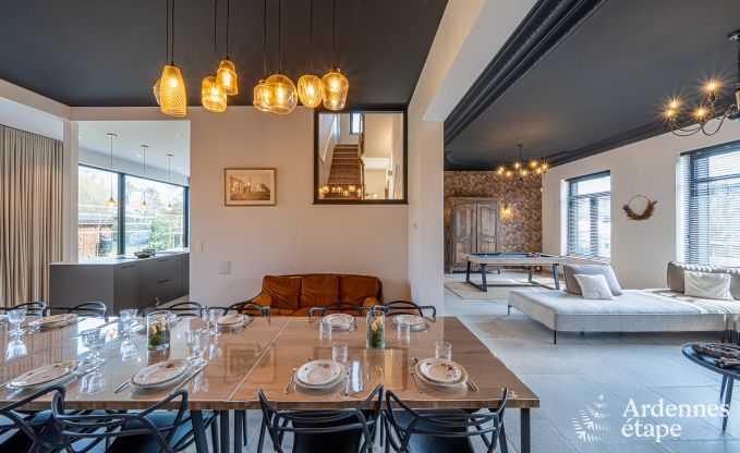 Moderne Ferienwohnung in Paliseul fr 14 Personen mit Schwimmbad, Spielzimmer und Nhe zum Bcherdorf Redu in den Ardennen