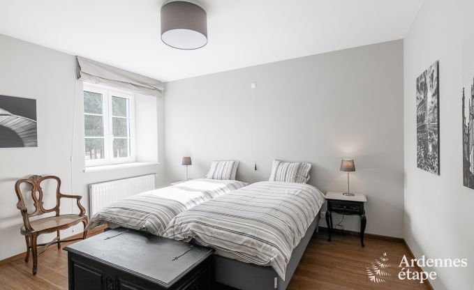 Luxusvilla Paliseul 26 Pers. Ardennen