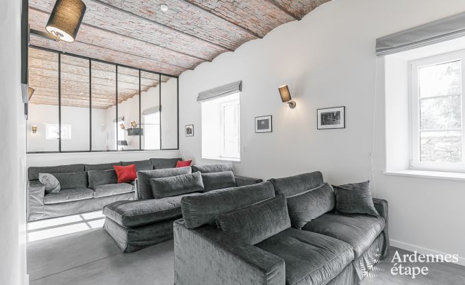 Luxusvilla Paliseul 26 Pers. Ardennen