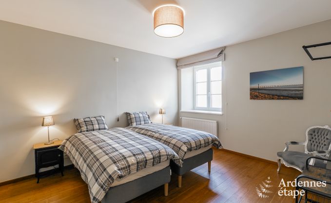 Luxusvilla Paliseul 26 Pers. Ardennen