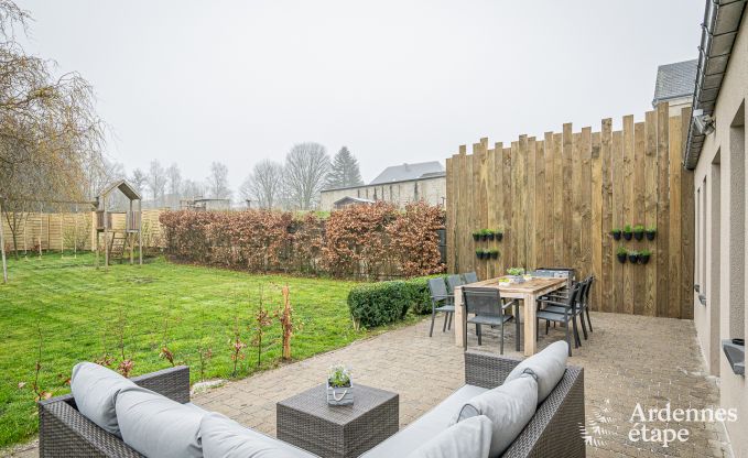 Charmante Ferienvermietung f�r 8 Personen in Paliseul: Ferienhaus mit Freizeiteinrichtungen im Herzen der Ardennen