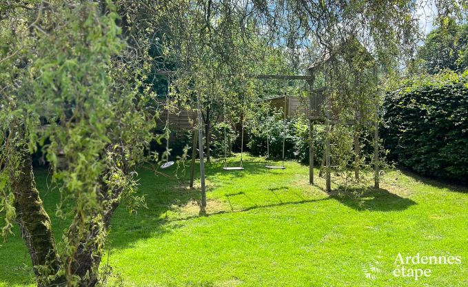 Charmante Ferienvermietung f�r 8 Personen in Paliseul: Ferienhaus mit Freizeiteinrichtungen im Herzen der Ardennen