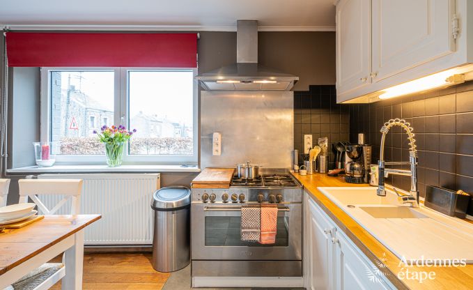 Charmante Ferienvermietung f�r 8 Personen in Paliseul: Ferienhaus mit Freizeiteinrichtungen im Herzen der Ardennen