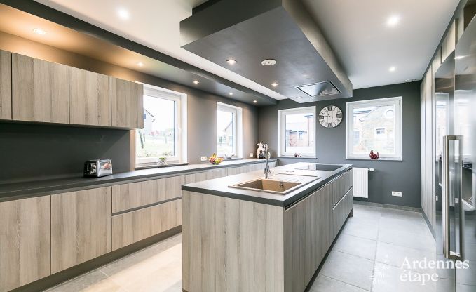 Ferienhaus Paliseul 14 Pers. Ardennen Schwimmbad Wellness Behinderten gerecht