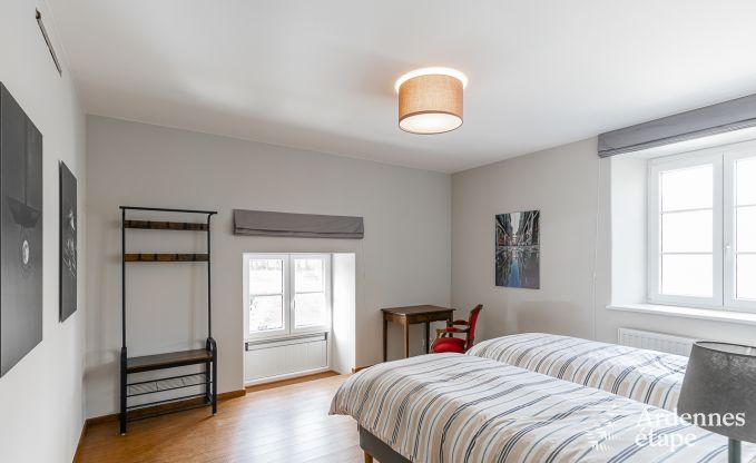 Luxusvilla Paliseul 26 Pers. Ardennen