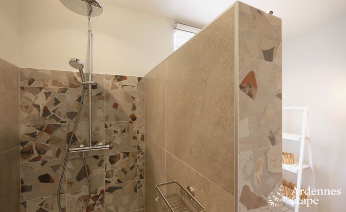 Ger�umiges Ferienhaus f�r 9 Personen in Gemmenich mit 5 Schlafzimmern und Sauna