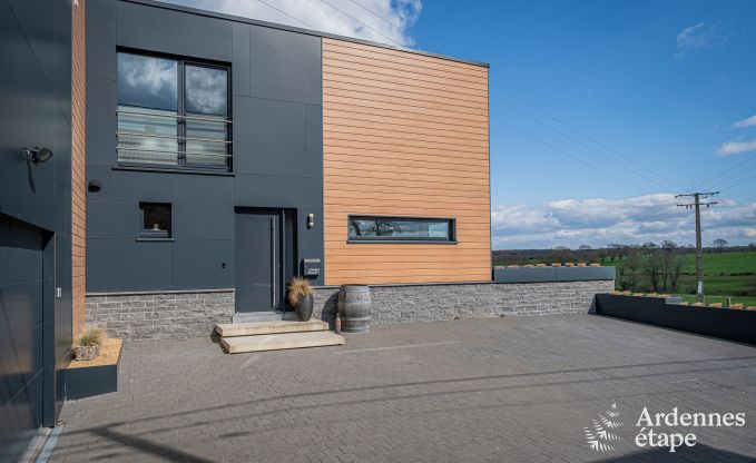 Luxusferienhaus in Plombires: Villa fr 6 Personen mit Jacuzzi, 3 Schlafzimmern und privatem Garten