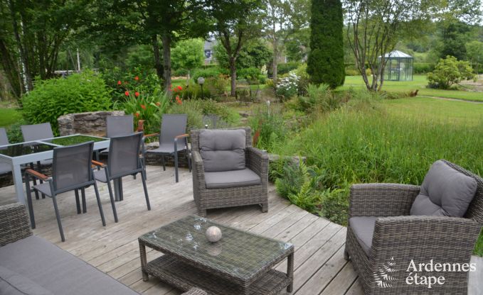 Gemtliches Chalet in Porcheresse mit beheiztem Pool und Platz fr 4 Personen in den Ardennen