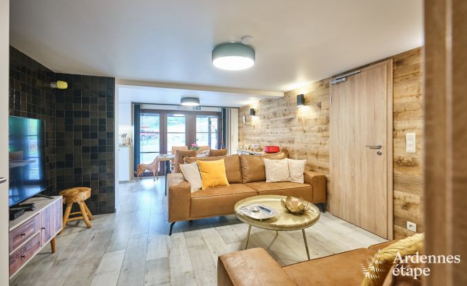 Gemtliches Chalet in Porcheresse mit beheiztem Pool und Platz fr 4 Personen in den Ardennen