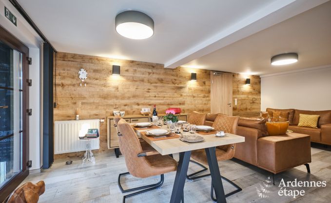 Gemtliches Chalet in Porcheresse mit beheiztem Pool und Platz fr 4 Personen in den Ardennen
