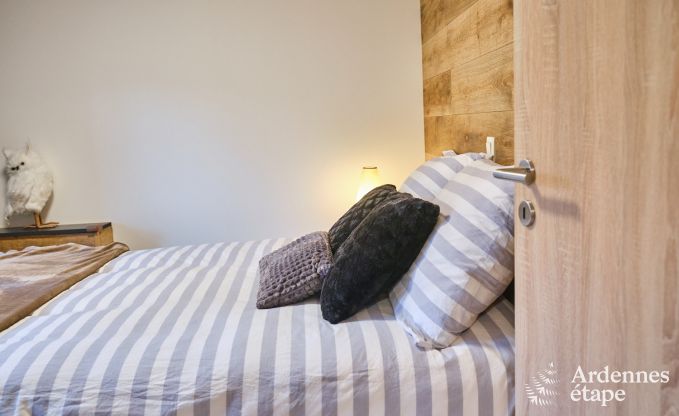 Gemtliches Chalet in Porcheresse mit beheiztem Pool und Platz fr 4 Personen in den Ardennen