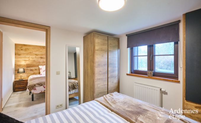 Gemtliches Chalet in Porcheresse mit beheiztem Pool und Platz fr 4 Personen in den Ardennen