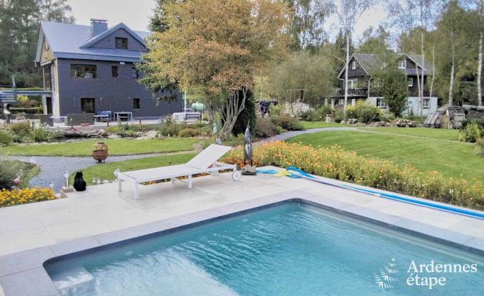 Gemtliches Chalet in Porcheresse mit beheiztem Pool und Platz fr 4 Personen in den Ardennen