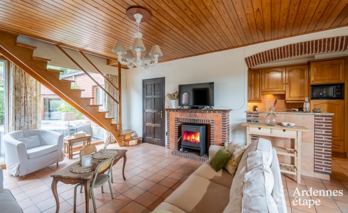 Ferienhaus f�r 6 mit Whirlpool, Sauna und Garten in Profondeville, Ardennen