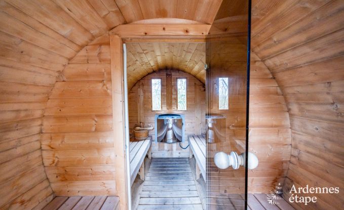 Luxusferienhaus mit Au�en-Wellness im Herzen des Maastals in Profondeville