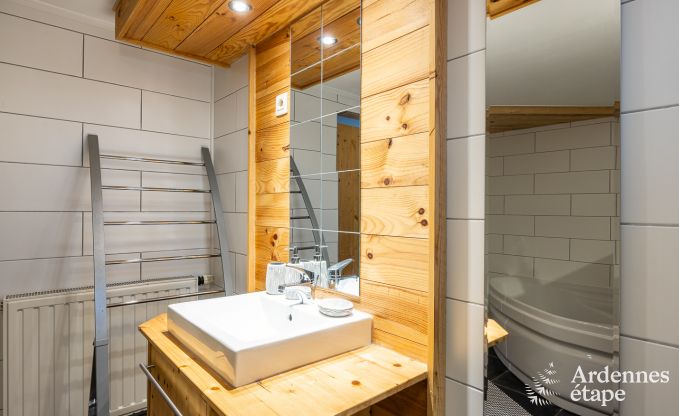 Luxusferienhaus mit Au�en-Wellness im Herzen des Maastals in Profondeville