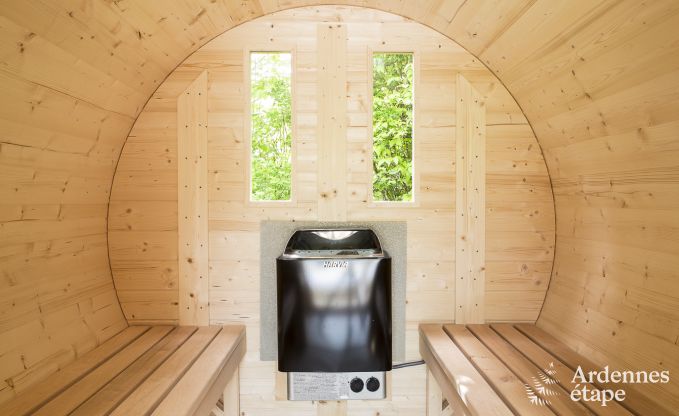 Luxusferienhaus mit Au�en-Wellness im Herzen des Maastals in Profondeville