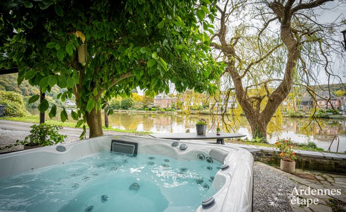 Au�ergew�hnlich charmant Ferienhaus in Profondeville f�r 4 Personen mit Jacuzzi, Infrarotkabine und Ponton auf der Maas