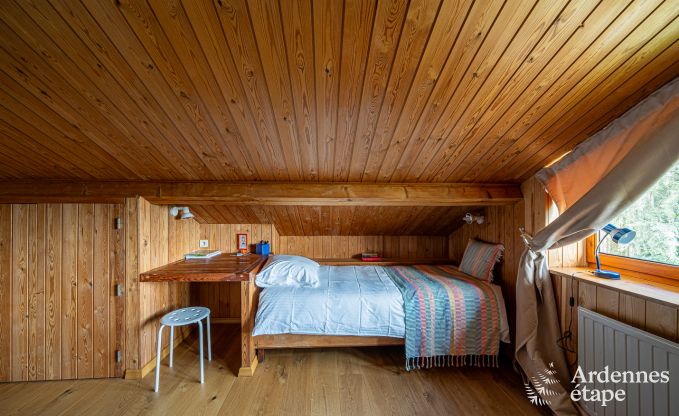 Ferienhaus f�r 6 mit Whirlpool, Sauna und Garten in Profondeville, Ardennen