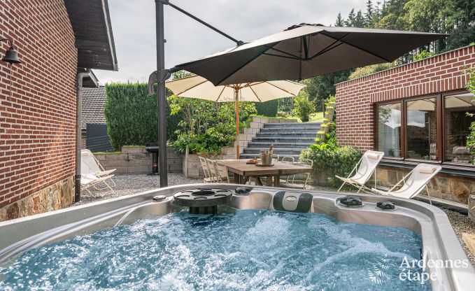 Ferienhaus f�r 6 mit Whirlpool, Sauna und Garten in Profondeville, Ardennen