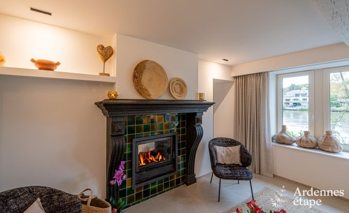 Au�ergew�hnlich charmant Ferienhaus in Profondeville f�r 4 Personen mit Jacuzzi, Infrarotkabine und Ponton auf der Maas