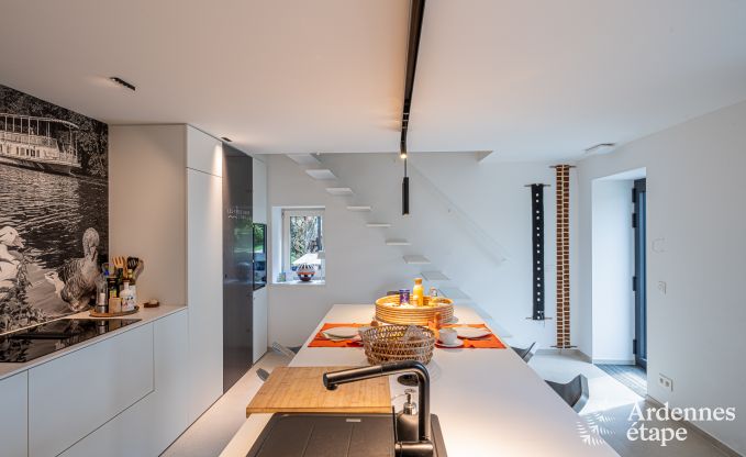 Au�ergew�hnlich charmant Ferienhaus in Profondeville f�r 4 Personen mit Jacuzzi, Infrarotkabine und Ponton auf der Maas