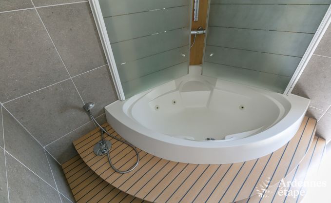 Luxusvilla in Redu, Ardennen, 9 Personen, Au�enpool, Sauna, Dampfbad, Innen- und Au�enwhirlpool, Privatgarten, vollst�ndige Ausstattung