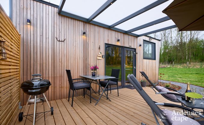 Romantisches Tiny House in Redu: Aufenthalt f�r 2 in den Ardennen mit privater Terrasse und Panoramablick