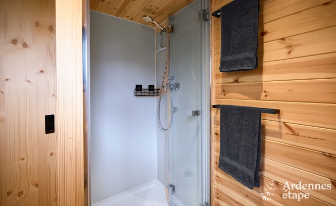 Romantisches Tiny House in Redu: Aufenthalt f�r 2 in den Ardennen mit privater Terrasse und Panoramablick