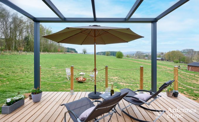 Romantisches Tiny House in Redu: Aufenthalt f�r 2 in den Ardennen mit privater Terrasse und Panoramablick