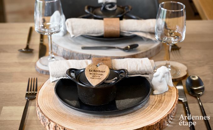 Romantisches Tiny House in Redu: Aufenthalt f�r 2 in den Ardennen mit privater Terrasse und Panoramablick