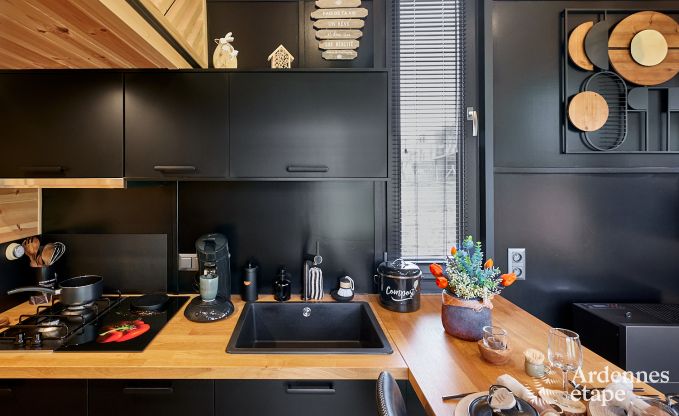 Romantisches Tiny House in Redu: Aufenthalt f�r 2 in den Ardennen mit privater Terrasse und Panoramablick