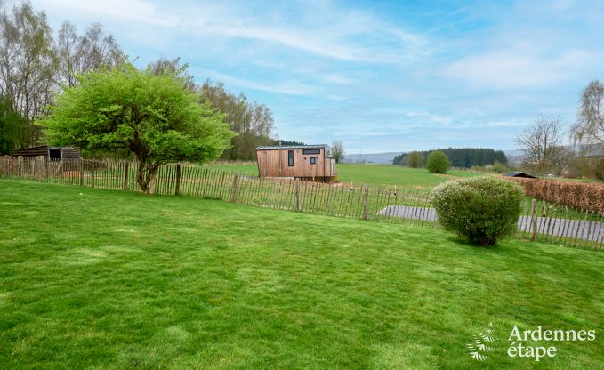 Romantisches Tiny House in Redu: Aufenthalt f�r 2 in den Ardennen mit privater Terrasse und Panoramablick