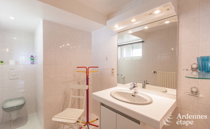 Hundefreundliches Ferienhaus f�r 10 Personen in Rendeux