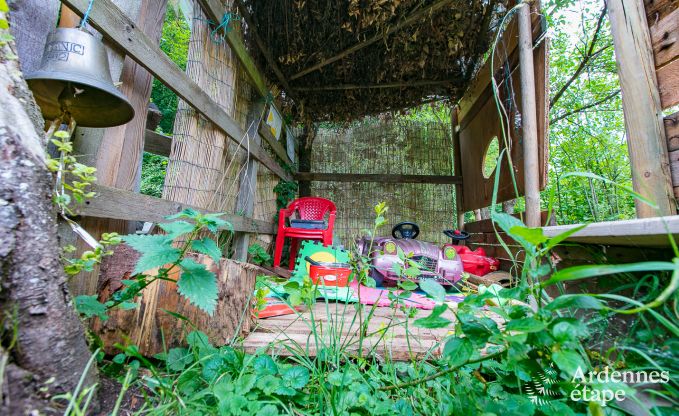 Ferienhaus in Rendeux, Ardennen, 6 Personen, 2 Schlafzimmer, privater Garten, Babyausstattung, Terrasse mit Grill