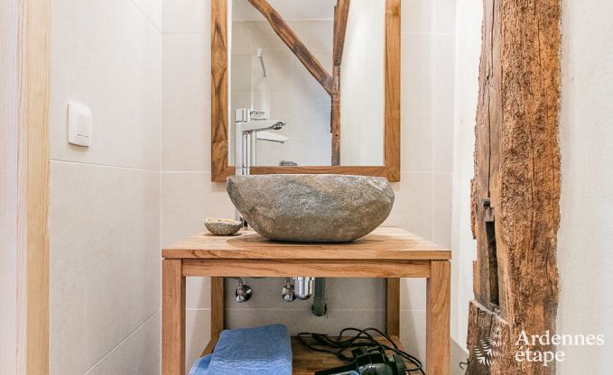 Ferienhaus in Rendeux, Ardennen, 6 Personen, 2 Schlafzimmer, privater Garten, Babyausstattung, Terrasse mit Grill