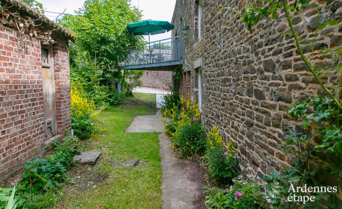 Ferienhaus in Rendeux, Ardennen, 6 Personen, 2 Schlafzimmer, privater Garten, Babyausstattung, Terrasse mit Grill