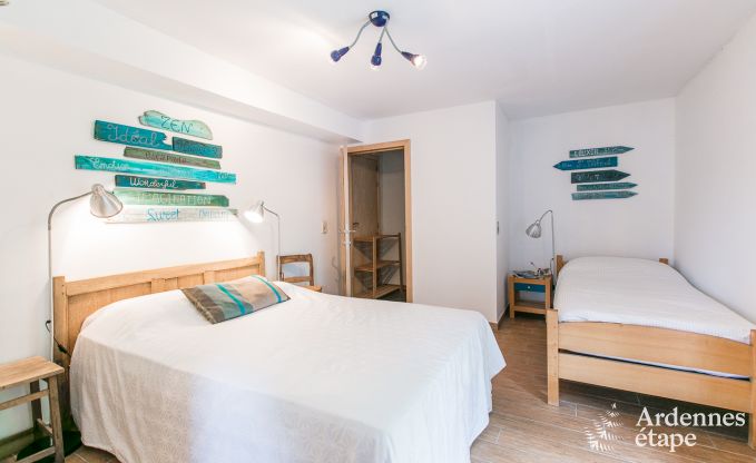 Ferienhaus in Rendeux, Ardennen, 6 Personen, 2 Schlafzimmer, privater Garten, Babyausstattung, Terrasse mit Grill