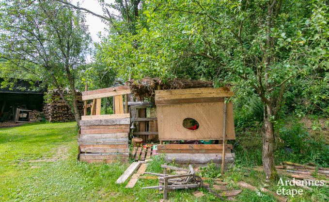 Ferienhaus in Rendeux, Ardennen, 6 Personen, 2 Schlafzimmer, privater Garten, Babyausstattung, Terrasse mit Grill