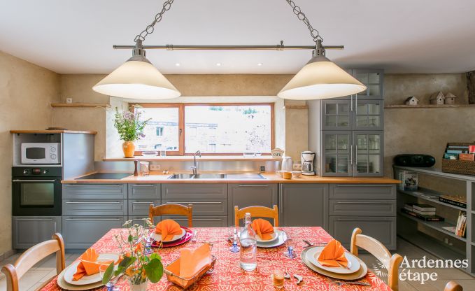 Ferienhaus in Rendeux, Ardennen, 6 Personen, 2 Schlafzimmer, privater Garten, Babyausstattung, Terrasse mit Grill