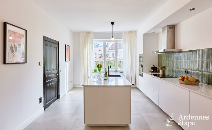 Sehr gepflegtes und charmantes Ferienhaus fr 8 Personen in Tellin, nahe Rochefort