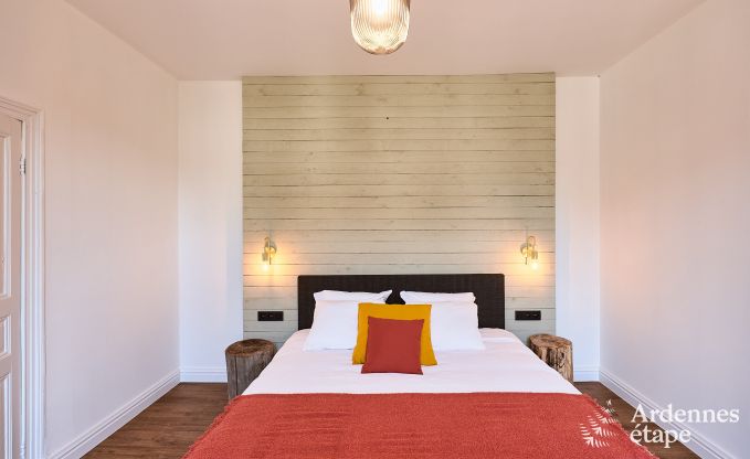 Sehr gepflegtes und charmantes Ferienhaus f�r 8 Personen in Tellin, nahe Rochefort