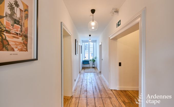 Sehr gepflegtes und charmantes Ferienhaus f�r 8 Personen in Tellin, nahe Rochefort