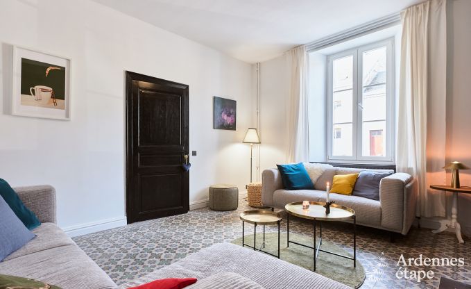 Sehr gepflegtes und charmantes Ferienhaus f�r 8 Personen in Tellin, nahe Rochefort