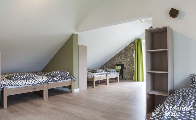Ger�umiges Ferienhaus in Rochefort in den Ardennen f�r 24 Personen mit Sauna, Spielzimmer und privatem Garten