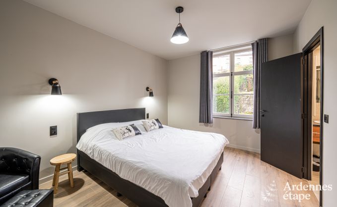 Hochwertig Ferienhaus f�r 32 Personen in Rochefort mit private Badezimmer und Naturpool