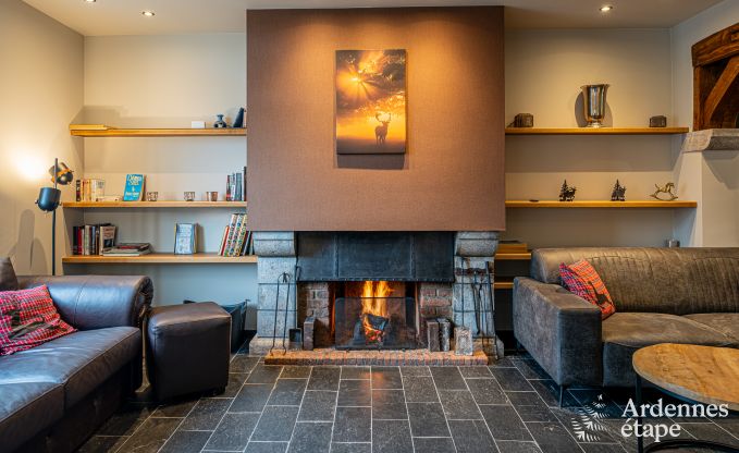 Hochwertig Ferienhaus f�r 32 Personen in Rochefort mit private Badezimmer und Naturpool