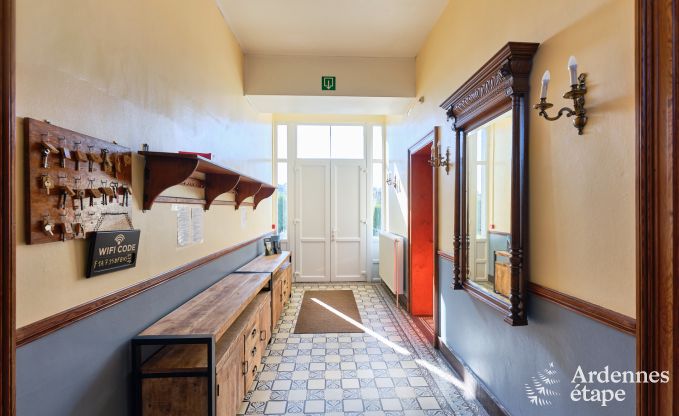 Schloss Rochefort 48 Pers. Ardennen Schwimmbad Wellness