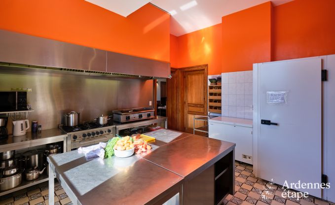 Schloss Rochefort 48 Pers. Ardennen Schwimmbad Wellness